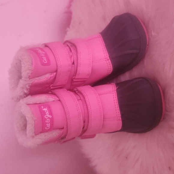 Cat & Jack toddler snowboots - Picture 1 of 1